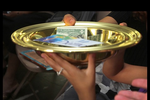 offering-plate-umns-cropped