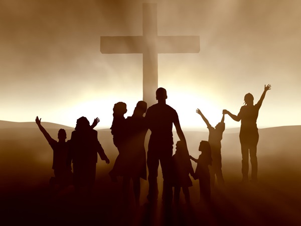 Reaching out to families in your community is central to building a healthy church. Image by Balazs Toth, CreationSwap.