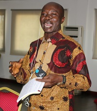 Edward Lahai Massaquoi speaks during the United Methodist Radio Network meeting in Luanda, Angola, April 24-26, 2018. Photo by Taurai Emmanuel Maforo, UMNS