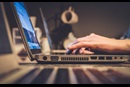 Foto por John Schnobrich de Unsplash.