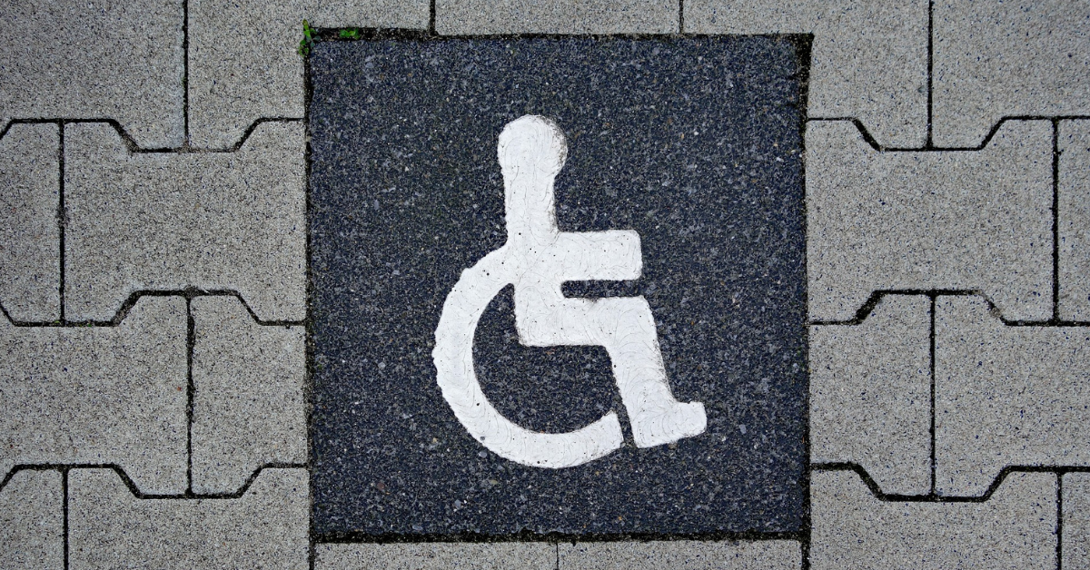 장애인 주차 구역. 사진: 스테파니 알버트, 픽셀스.