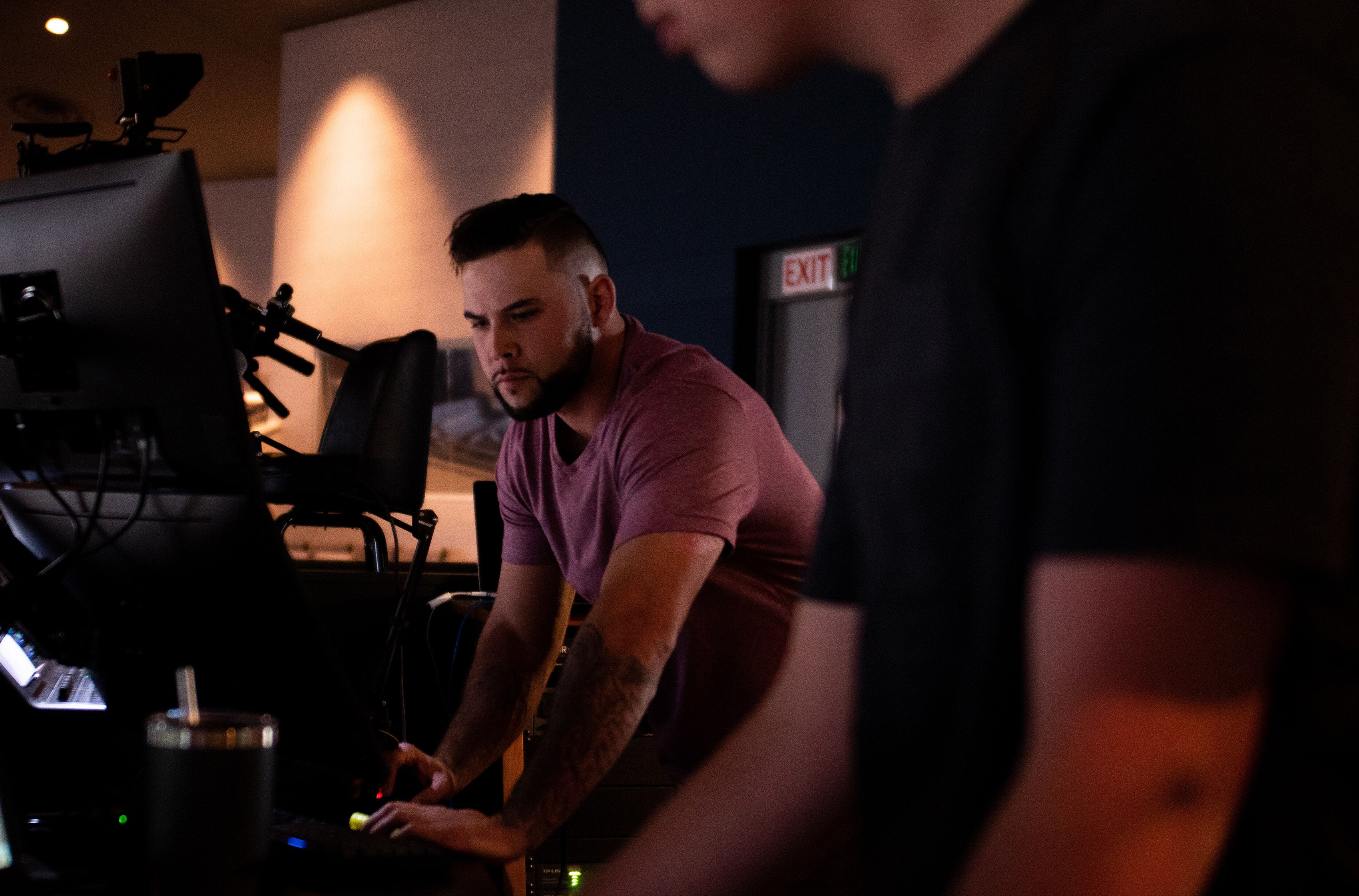 Setting up a sound system for your church can be a challenging task. There are several elements that you will need to get right. Photo by Memento Media courtesy of Unsplash.