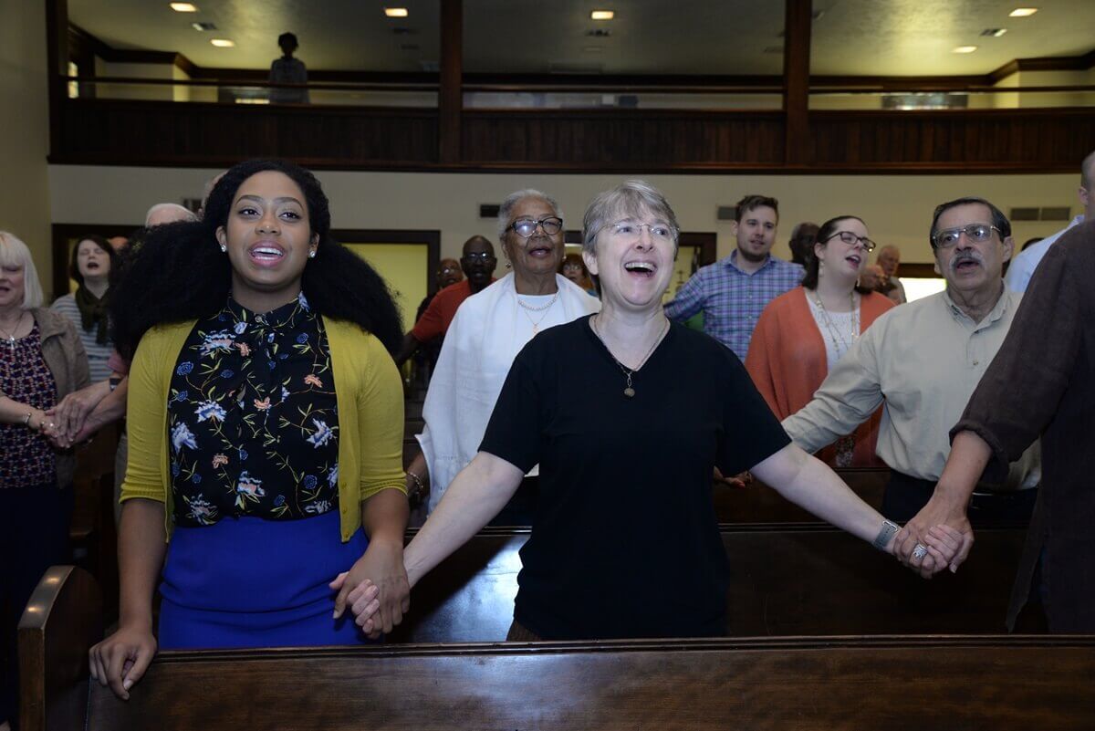 Worship at Wells UMC in Jackson, Mississippi