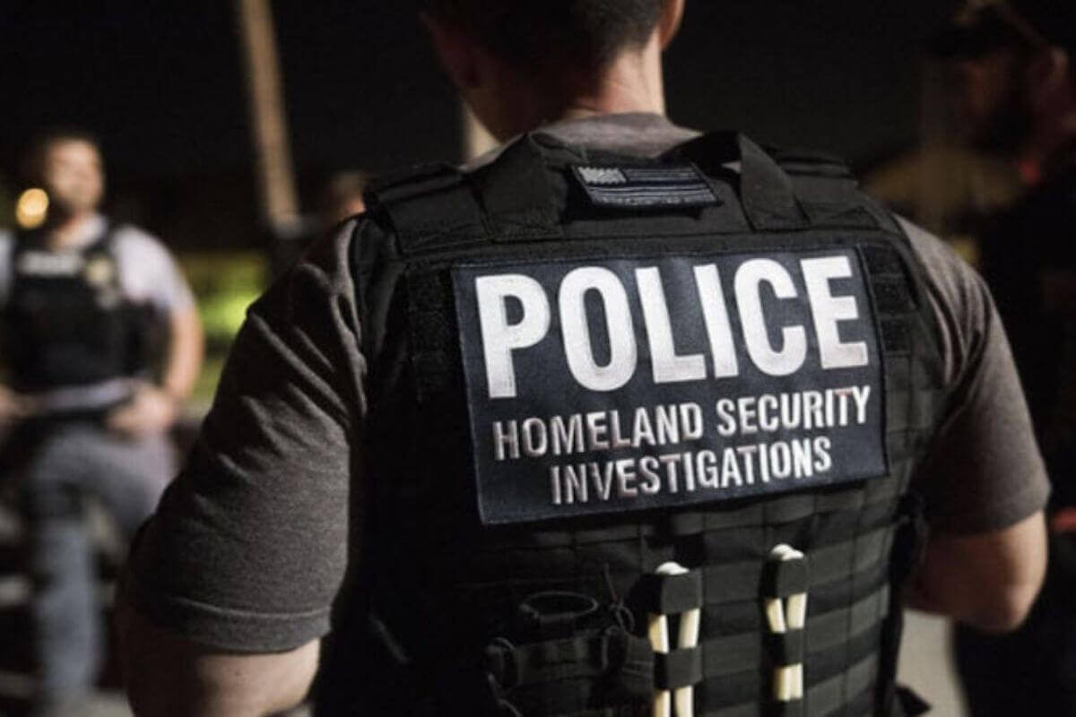Police Homeland Security Investigations