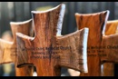 Cruces de madera otorgadas como reconocimiento especial a varios de los/as participantes en la celebración del 120mo aniversario de la IMU La Trinidad en mayo de 2925. La IMU La Trinidad ha sido una fuente de lideres hispanos para la denominación a lo largo de su historia. Foto Rev. Gustavo Vasquez, Noticias MU.