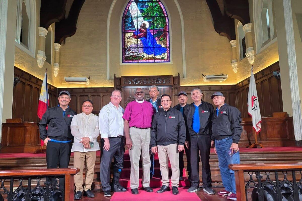 The Rev. Dr. Rick Vance and Bishop L. Jonathan Holston attended the First General Commission for United Methodist Men--National UMMP Connectional Conference in Manila. Pictured: Bishop Rodel Acdal, the Rev. Dr. Rick Vance, Bishop L. Jonathan Holston, Bishop Ismael Painit and the National Executive Committee of the NUMMP. Photo provided by: Philippines Regional Conference. 
